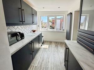 Photo 10- click for photo gallery